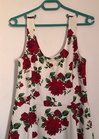 Zara Kırmızı Çiçek Desenli Bohem Mini Elbise