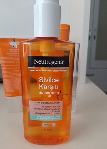 Neutrogena Neutrogena cilt bakım seti üçlü