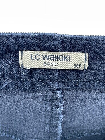 38 Beden çeşitli Renk LC Waikiki Jean / Kot %70 İndirimli.
