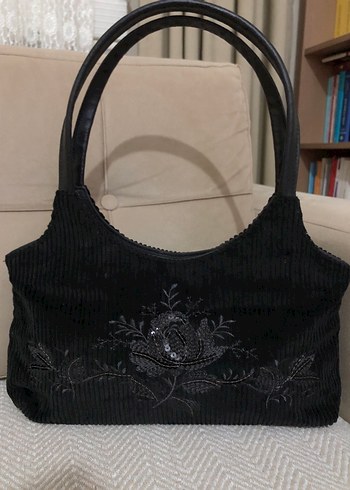 Vintage Siyah Nakışlı Kadife Çanta
