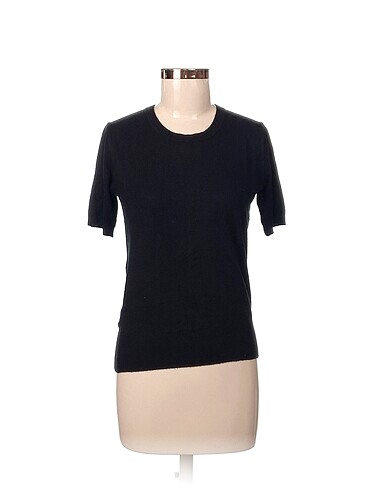 Zara T-shirt %70 İndirimli.