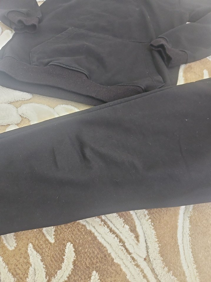 Kadın Siyah Kapüşonlu Rahat Kesim Eşofman Takımı - Görsel 3