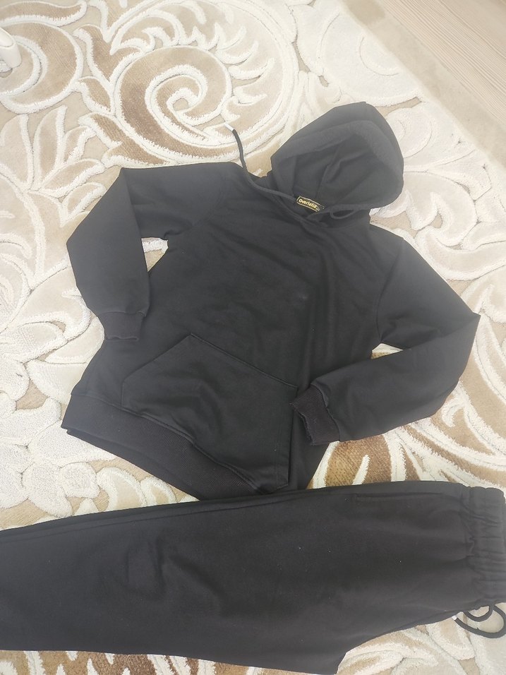 Kadın Siyah Kapüşonlu Rahat Kesim Eşofman Takımı - Görsel 2