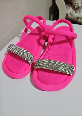 Pembe Taşlı Topuklu Kadın Sandalet - Görsel 2