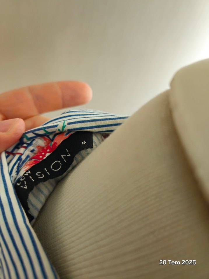 Çiçek Desenli Düğmeli Gömlek elbise - Görsel 4