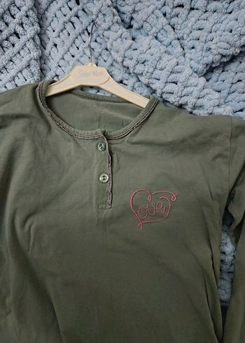 Düğmeli Uzun Kollu Tişört - Görsel 6