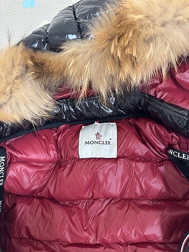 Moncler yelek