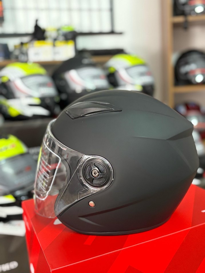 Diger Siyah Mat Biker Kask - Görsel 4