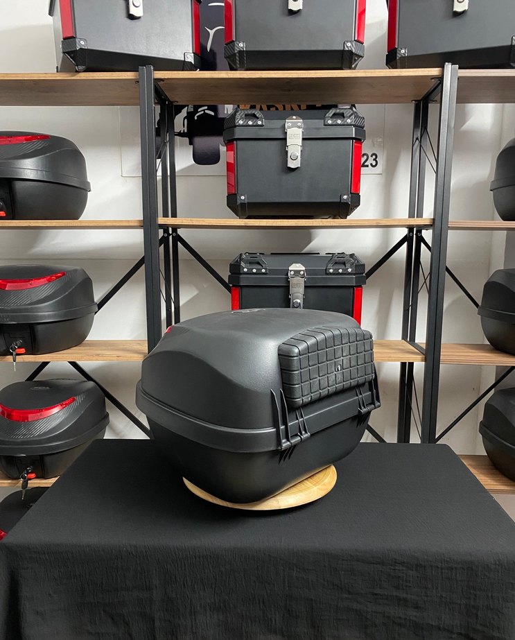 RExx Motosiklet Arka Çantası 32 litre - Görsel 2