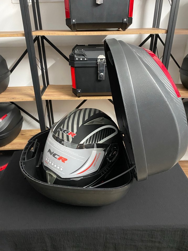 RExx Motosiklet Arka Çantası 32 litre - Görsel 4