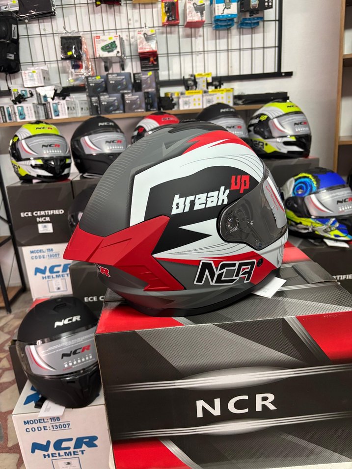 NCR Desenli Kırmızı Motosiklet Kaskı - Görsel 4