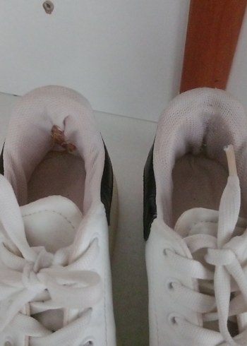 Beyaz Minimalist Kadın Spor Ayakkabı - Görsel 5