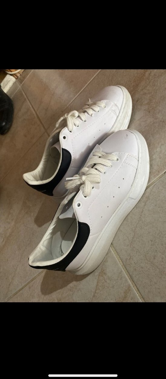 Beyaz Minimalist Kadın Spor Ayakkabı - Görsel 3