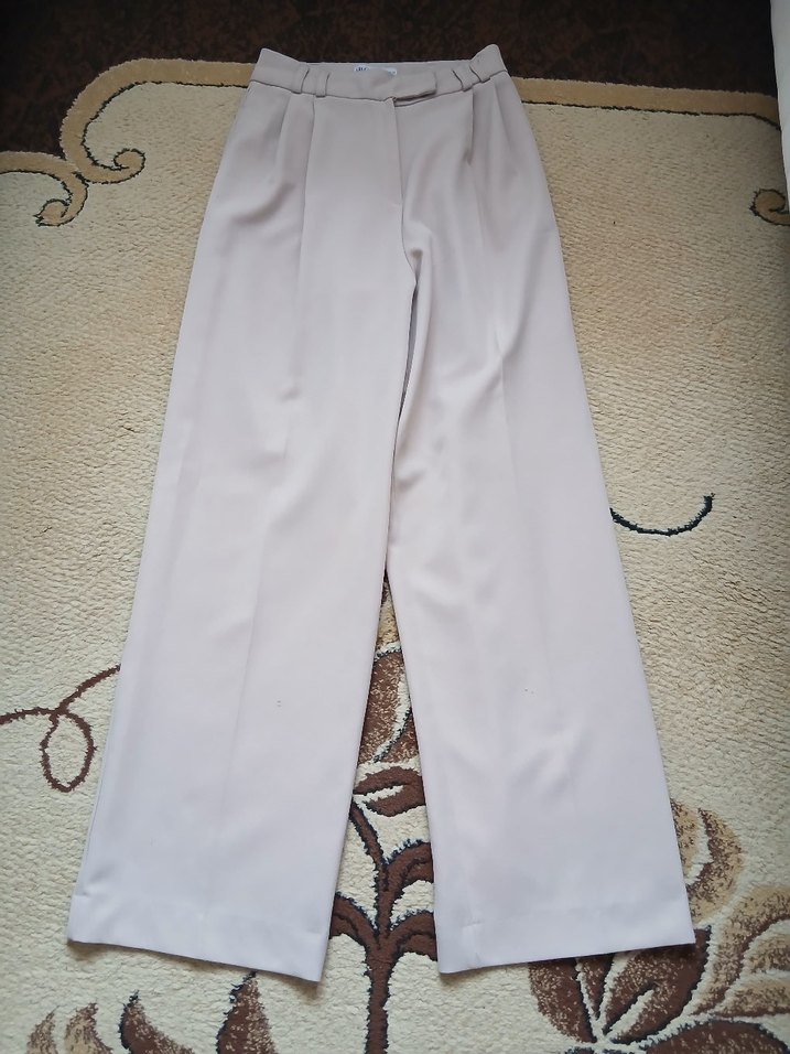 Bej Kadın Pilili Kumaş Pantolon - Görsel 2