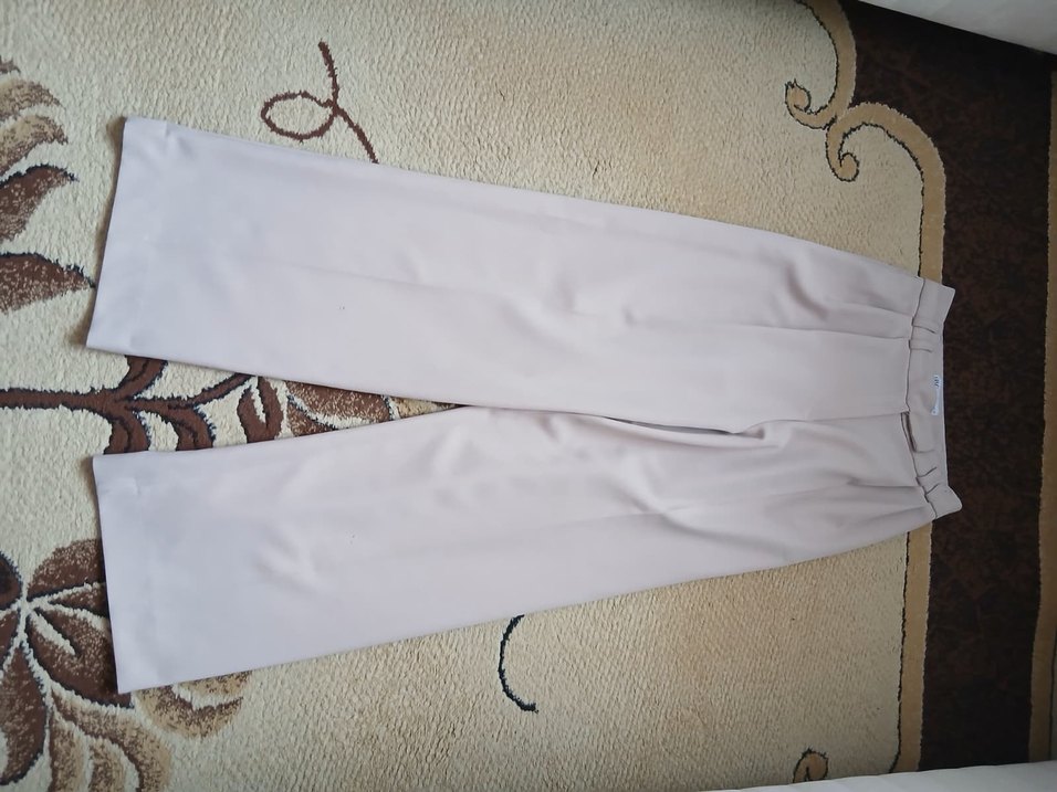 Bej Kadın Pilili Kumaş Pantolon - Görsel 4