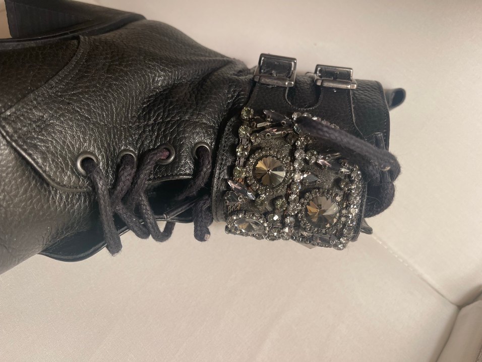 Siyah Deri Gotik Tokalı Kadın Bot - Görsel 3