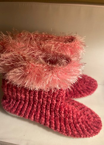 Kızlar için Pembe El Örgü Sıcak Ev Terliği - Görsel 2