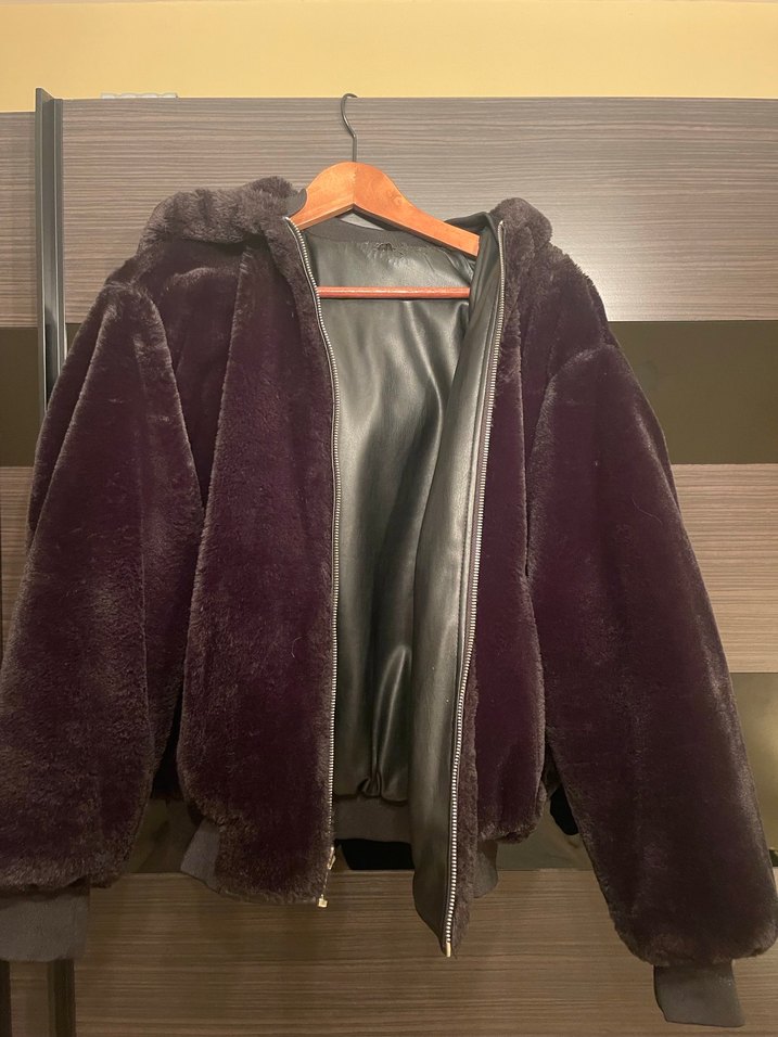 Siyah Kapüşonlu Kadın Peluş deri Ceket - Görsel 2