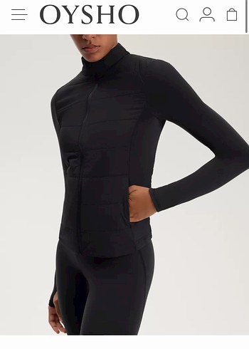 Oysho Siyah Yüksek Yakalı Uzun Kollu Spor Üst - Görsel 3