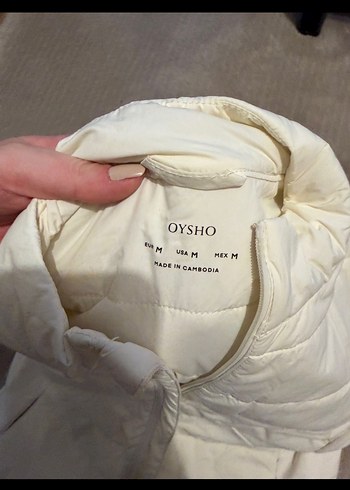 Oysho Beyaz Yüksek Yakalı Kadın Spor Ceket - Görsel 5