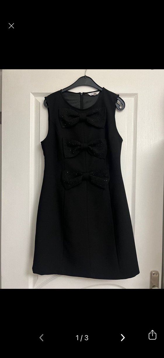 Kolsuz Siyah Mini Elbise - Görsel 5