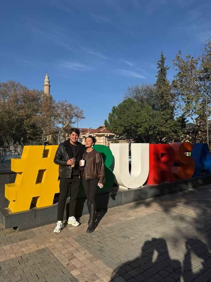 Kahverengi Kalp Şeklinde Metal Çerçeve - Görsel 3