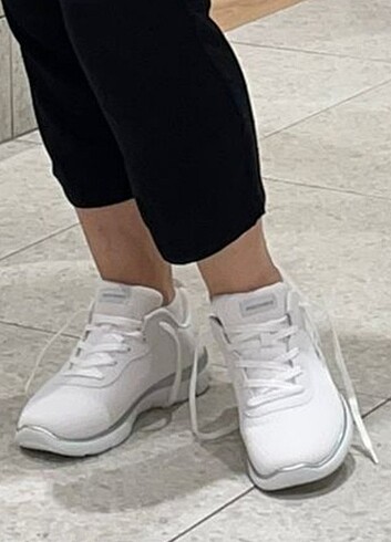 38 Beden Skechers Orjinal Sıfır Beyaz Gümüş