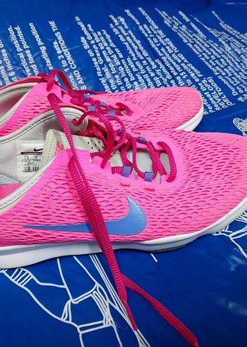 PEMBE BAĞCIKLI NIKE SPOR AYAKKABI - Görsel 2