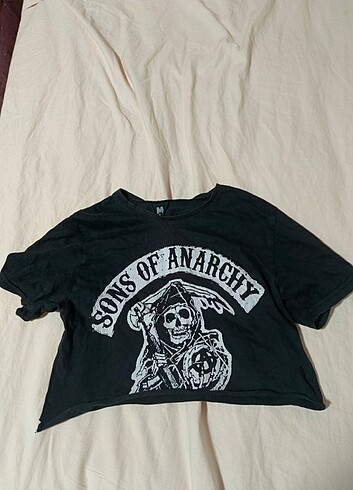 Killstar Crop.