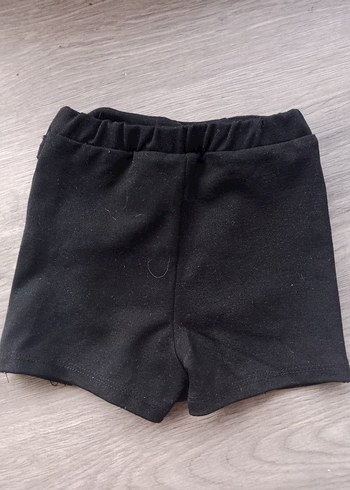 Siyah Kemer Detaylı Mini Etek - Görsel 2