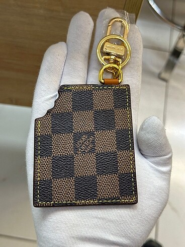 Beden LOUIS VUITTON ANAHTARLIK