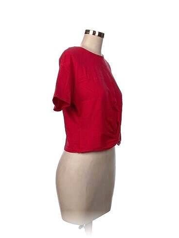 Defacto Defacto T-shirt %70 İndirimli.