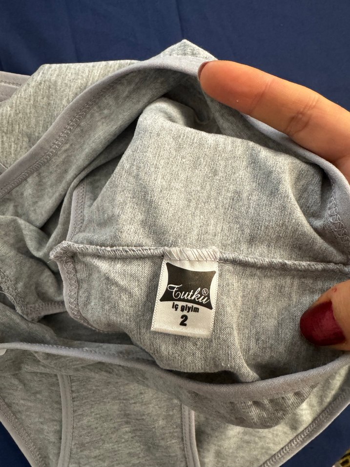 Gri Renk İç Çamaşırı - Görsel 5