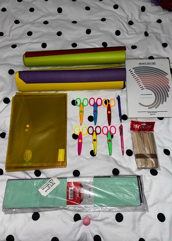 Renkli Okul Aktivite Malzemeleri Seti - Görsel 2