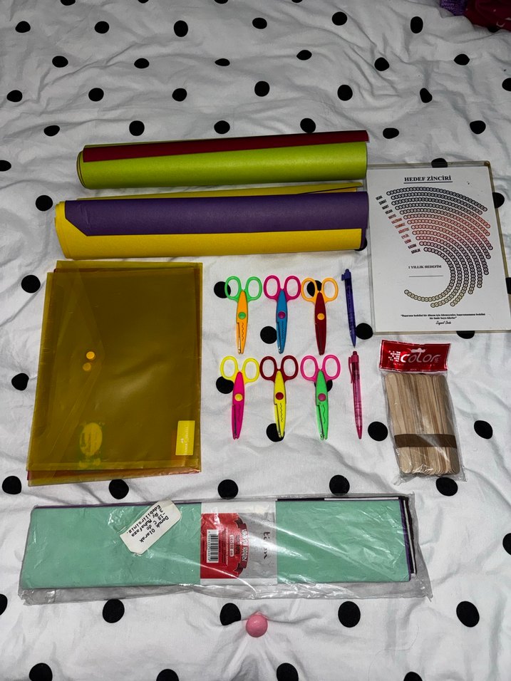 Renkli Okul Aktivite Malzemeleri Seti - Görsel 2