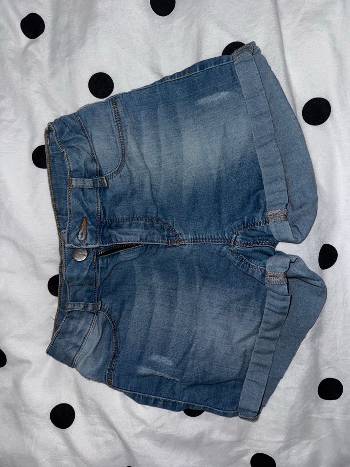 Kız Çocuk Mavi Düğmeli Mini Kot Şort - Görsel 2