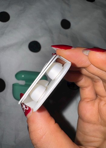 Yeşil Silikon AirPods Kılıfı + iç kulaklık silikonu - Görsel 12