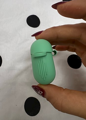 Yeşil Silikon AirPods Kılıfı + iç kulaklık silikonu - Görsel 9