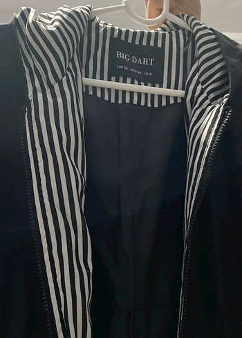 Siyah Uzun Kadın Yağmurluk Fermuarlı - Görsel 2