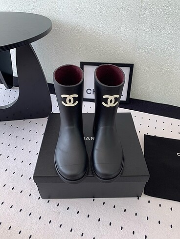 Chanel bot