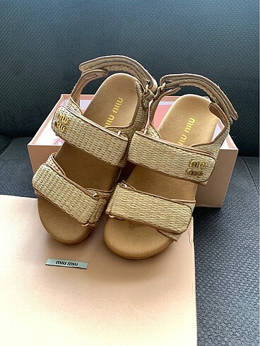 38 Beden camel Renk Miu miu hasır sandalet