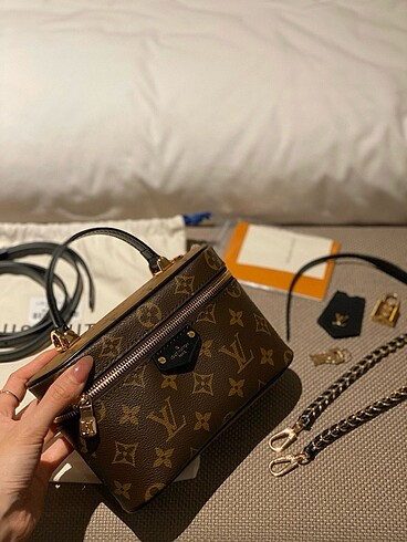 Louis vuitton vanity çanta