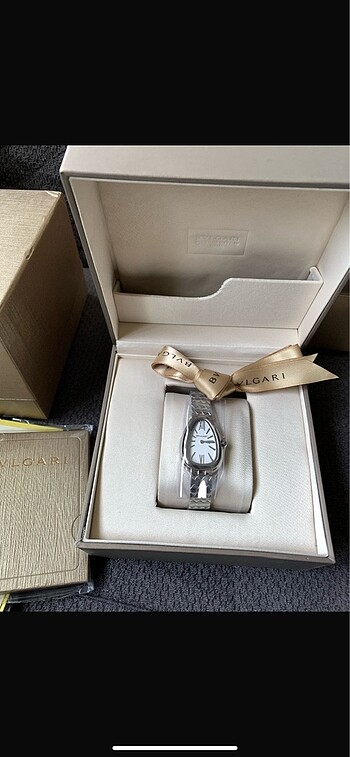 Bvlgari saat