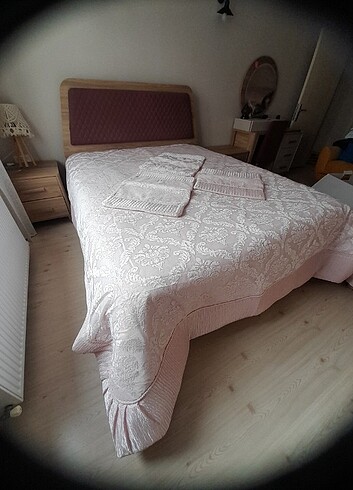 Pudra Yatak Örtüsü 
