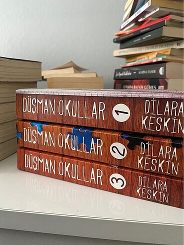 düşman okullar