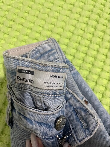 Bershka Bir sorunu yok, ölçü isteyen için yardımcı olurum