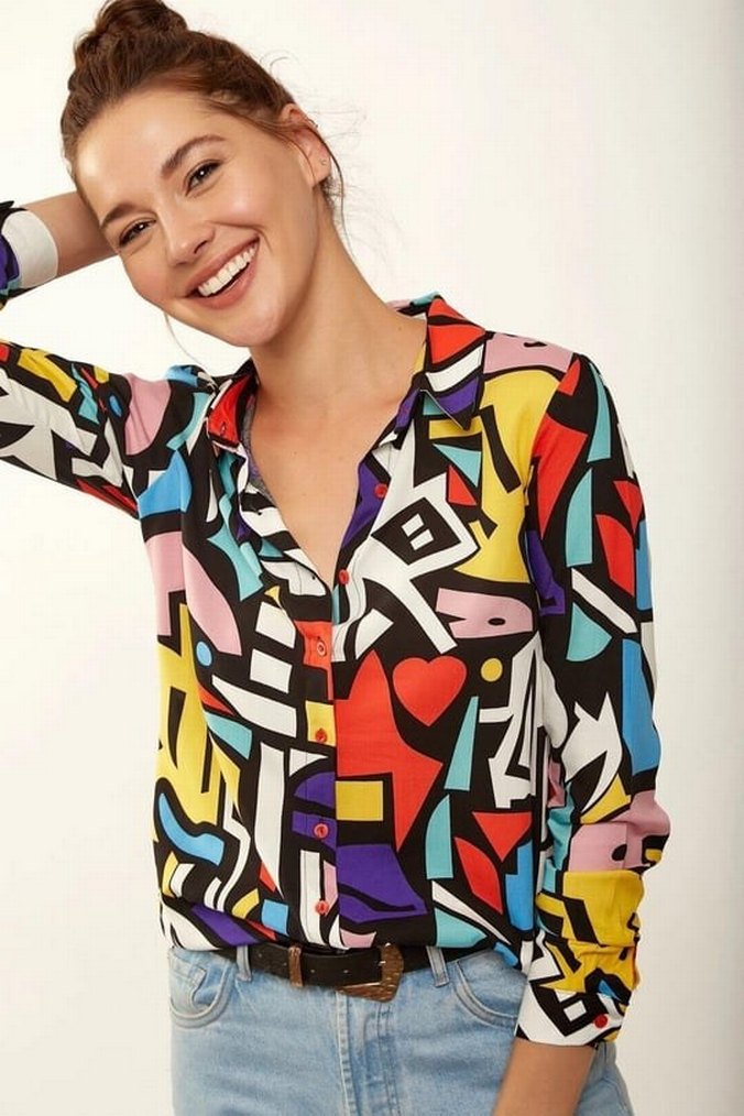 Renkli Pop Art Desenli Kadın Gömlek - Görsel 5