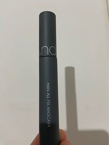 YARI FİYATINA ROM&ND MASKARA VOLUME BLACK