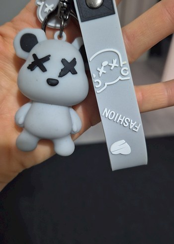 Gri Ayıcık Püsküllü Street Wear Anahtarlık - Görsel 3