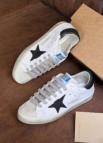 Golden Goose Deluxe Golden Goose Deluxe